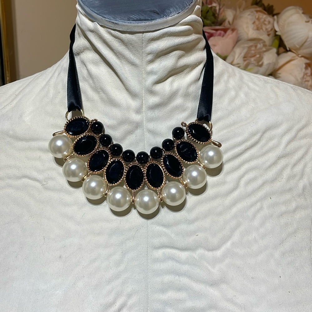 Bib necklace silk ribbon cord